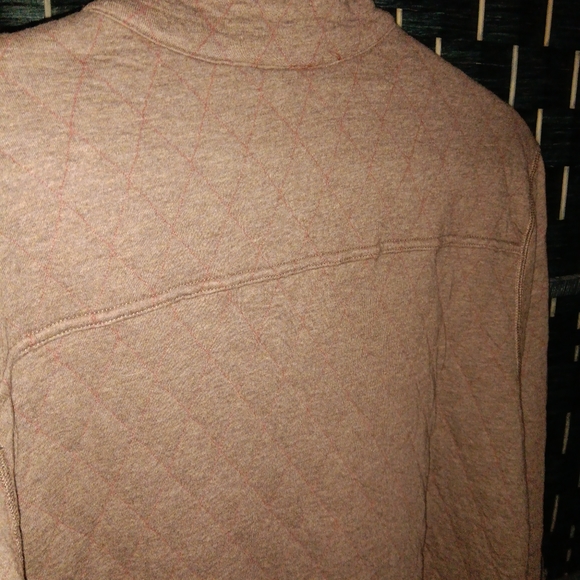 Tommy Bahama 1/4 zip reversible jacket - Picture 4 of 5